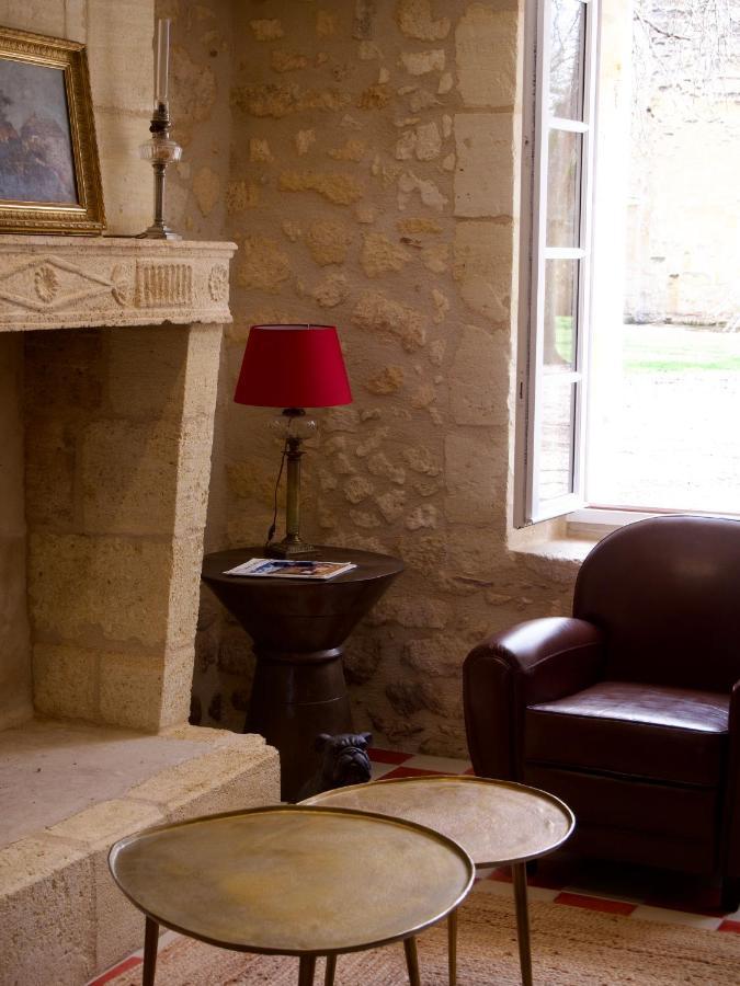 Gite Avec Piscine, Chateau De Lescours, St-Emilion Saint-Sulpice-de-Faleyrens Екстер'єр фото